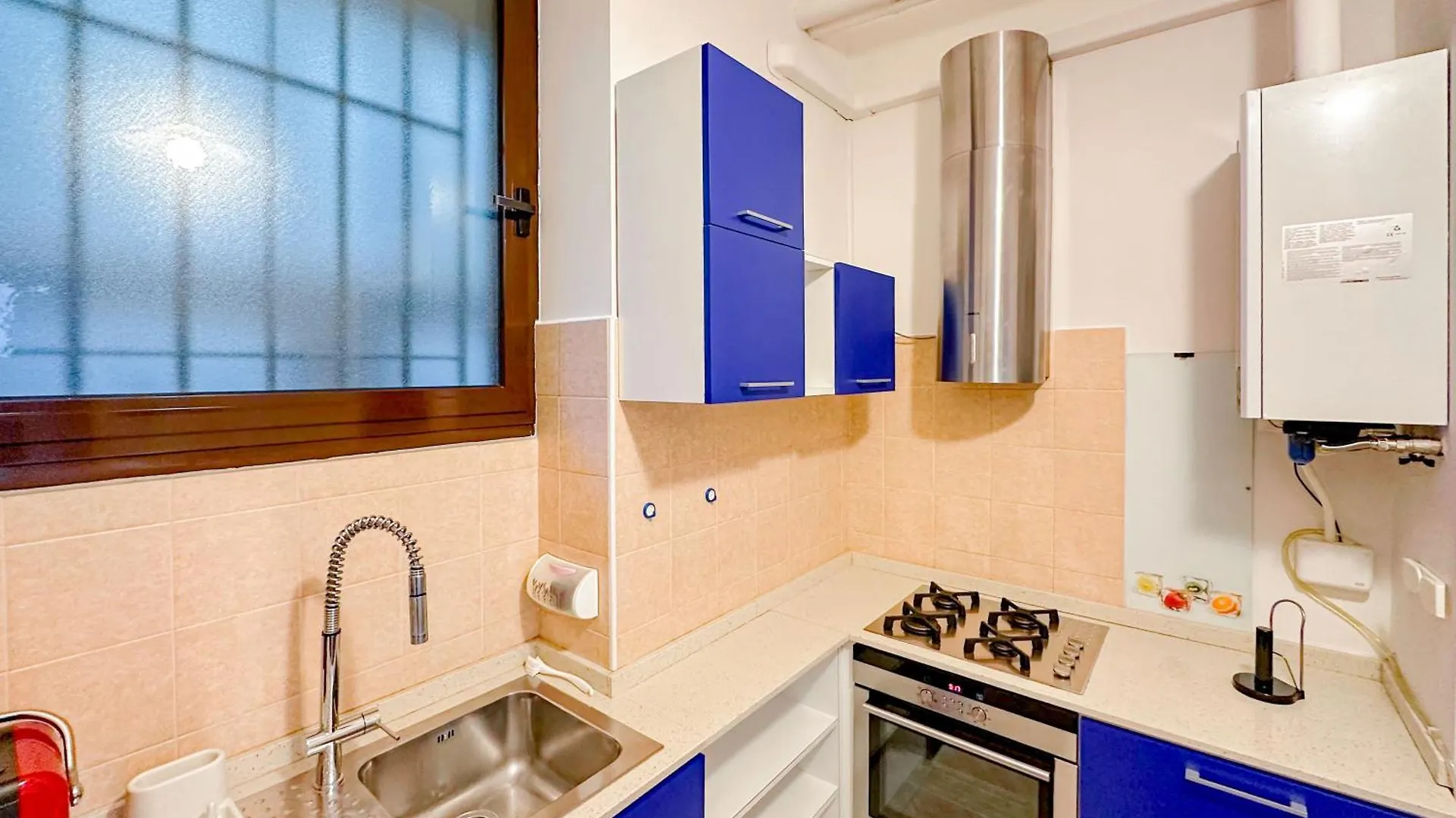 Brunacci Beleven Suite - 5 Min Dai Navigli Milan Apartment